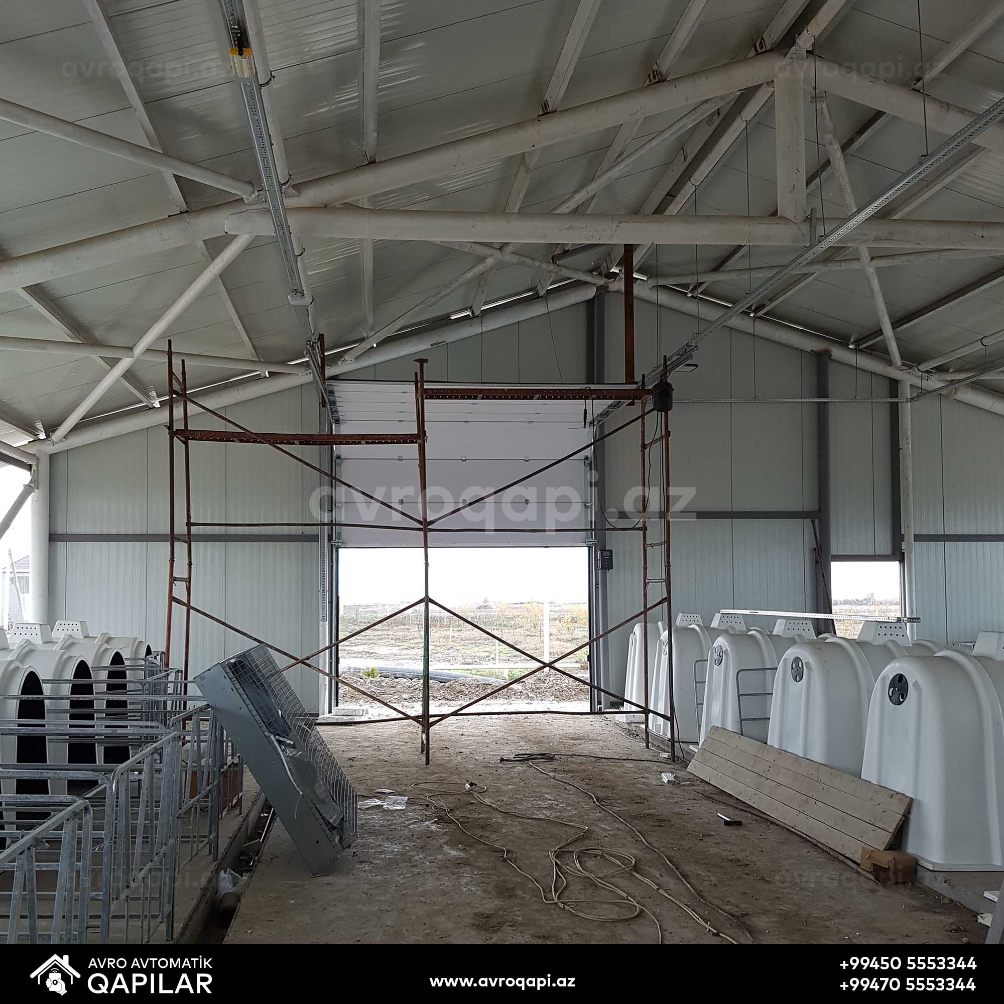 Ağsu Süd Zavodunda quraşdırdığımız Sənaye qapısı.